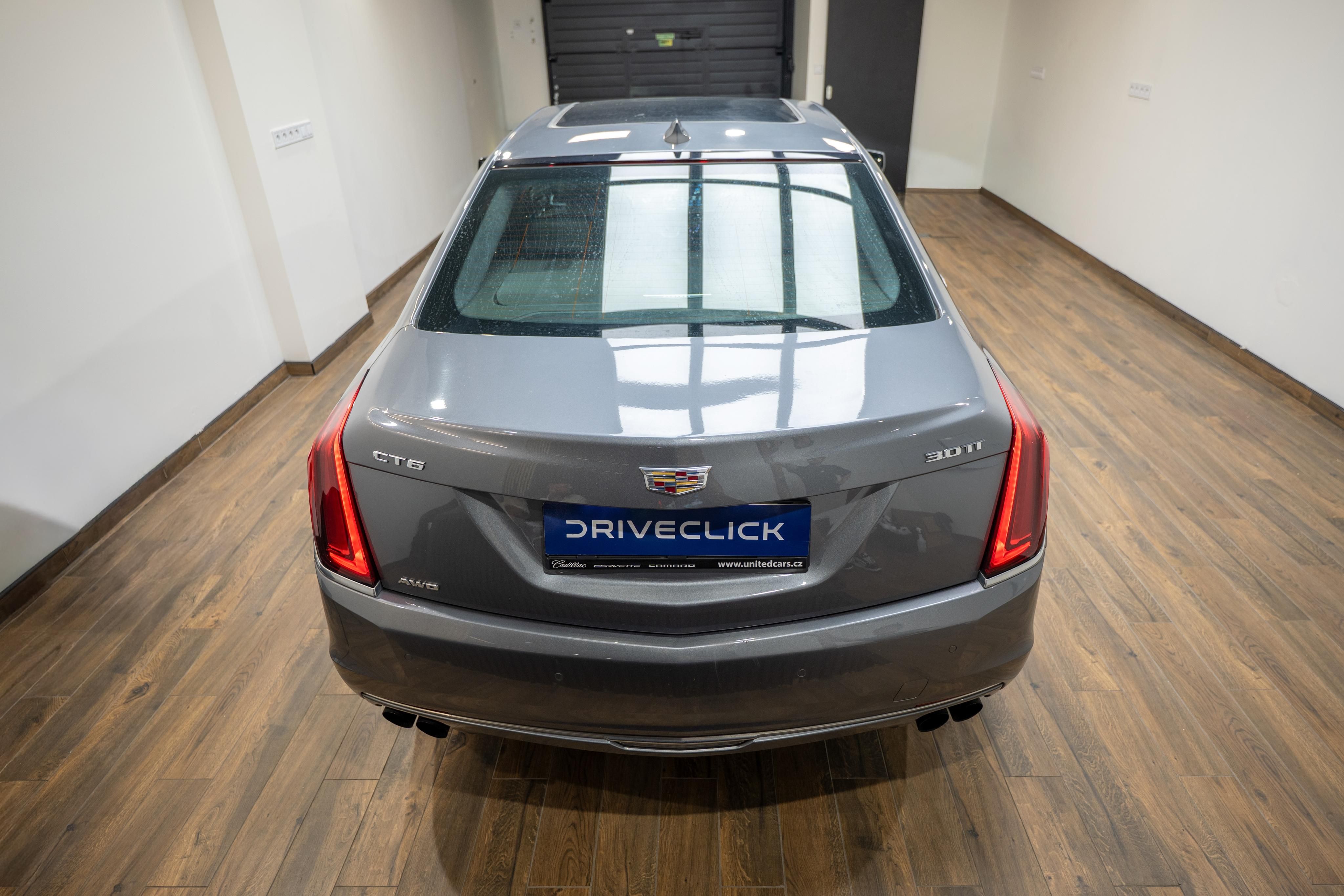 Cadillac CT6, 3.0 TT 307 kW 4x4 - fotka 5
