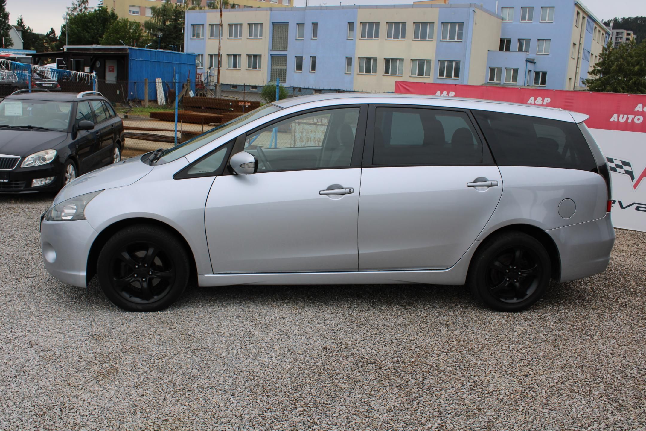 Mitsubishi Grandis, 2.0TDI KLIMA EL.OKNA 7MÍST ALU - fotka 4