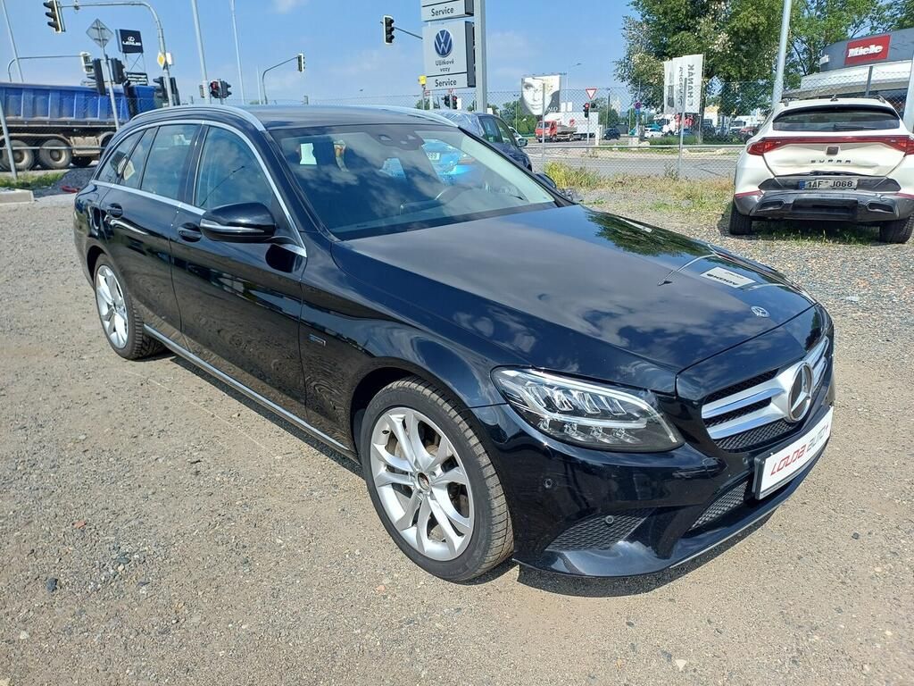 Mercedes-Benz Třídy C, 2.0 C300de 225 kW - fotka 5
