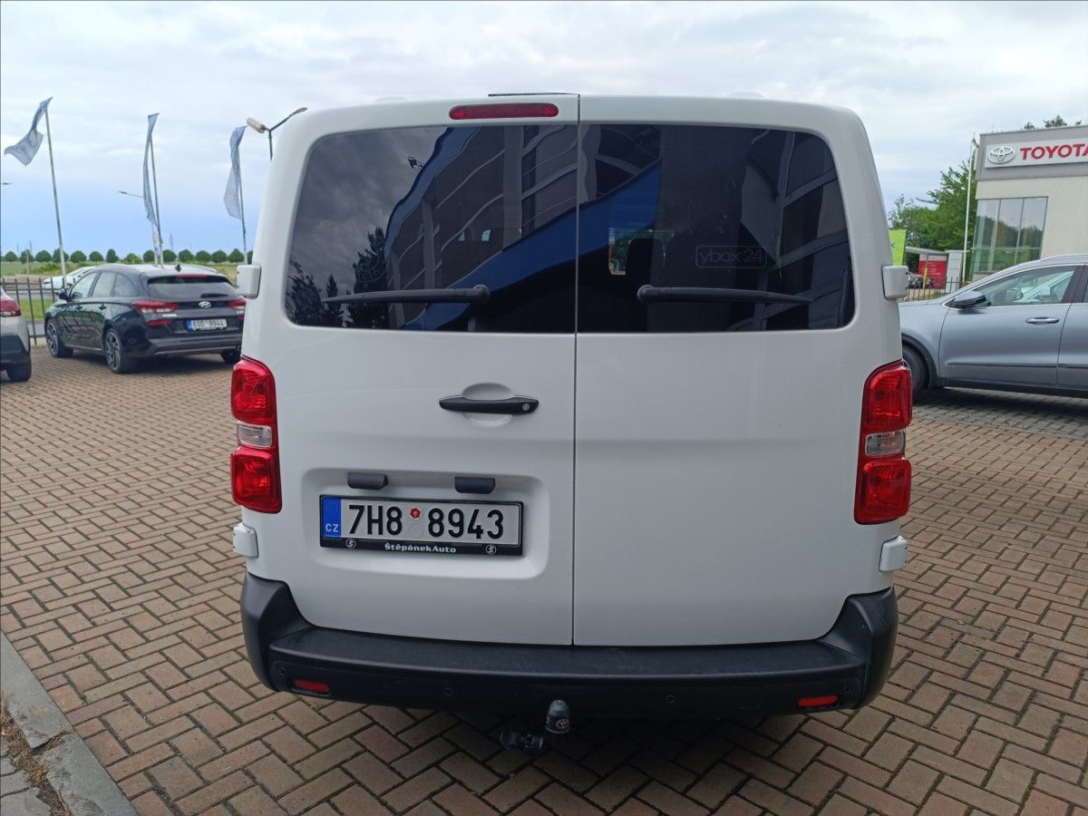 Toyota Proace Verso, 2,0 D 4D - fotka 6