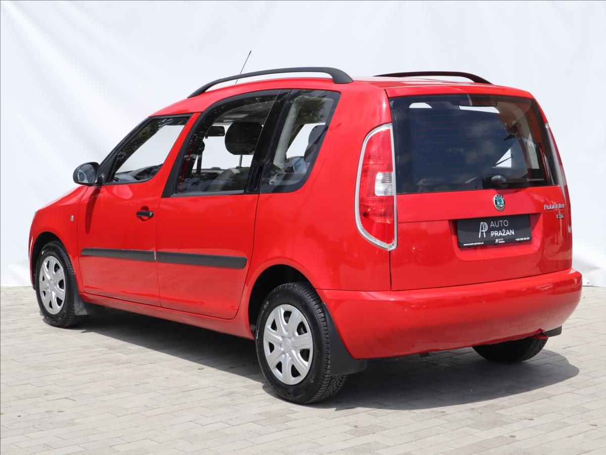 Škoda Roomster, 1,4 i 16V Park Senzory, Tažné - fotka 4