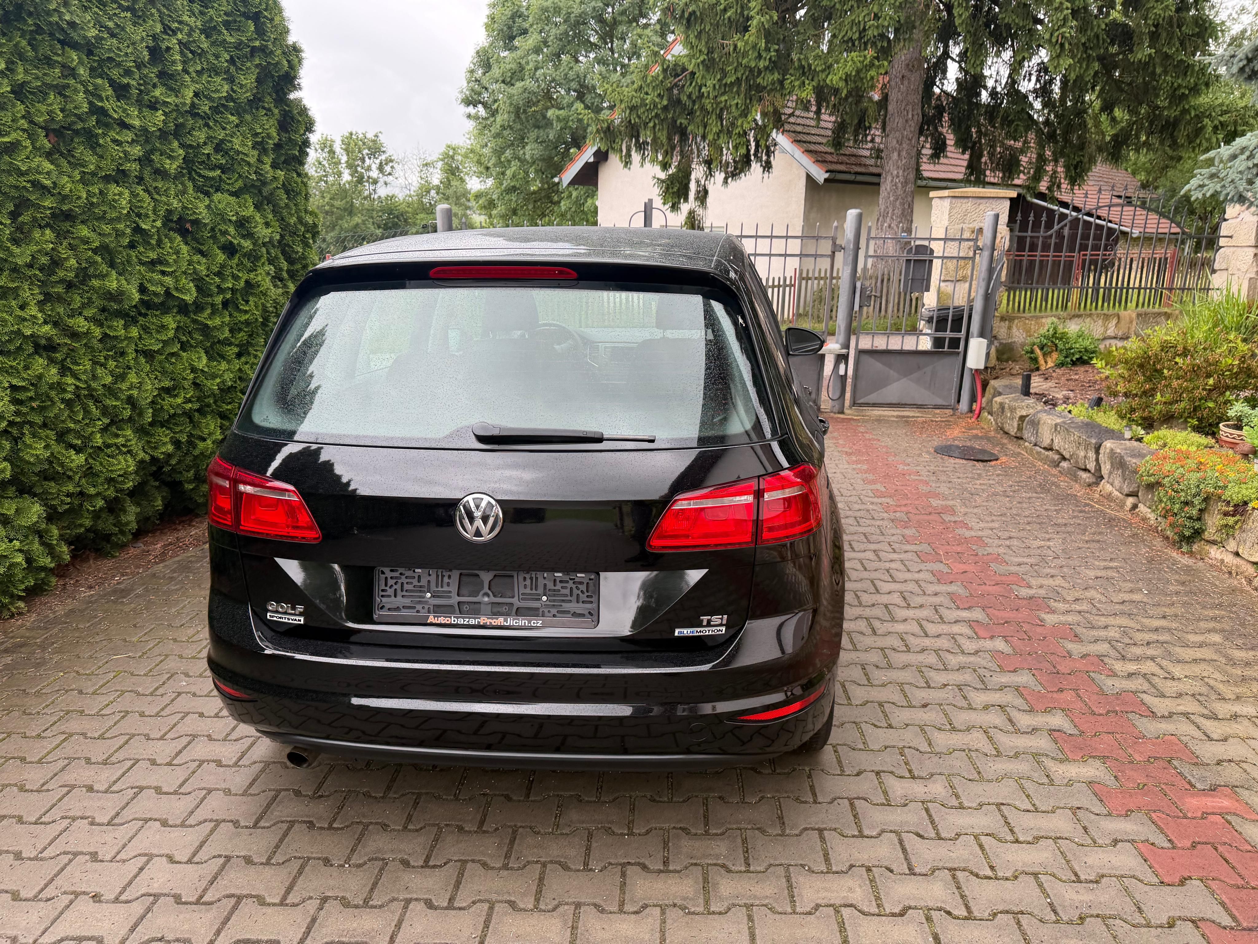 Volkswagen Golf Sportsvan, 1,0 TSi /85 Kw pravid.servis - fotka 5
