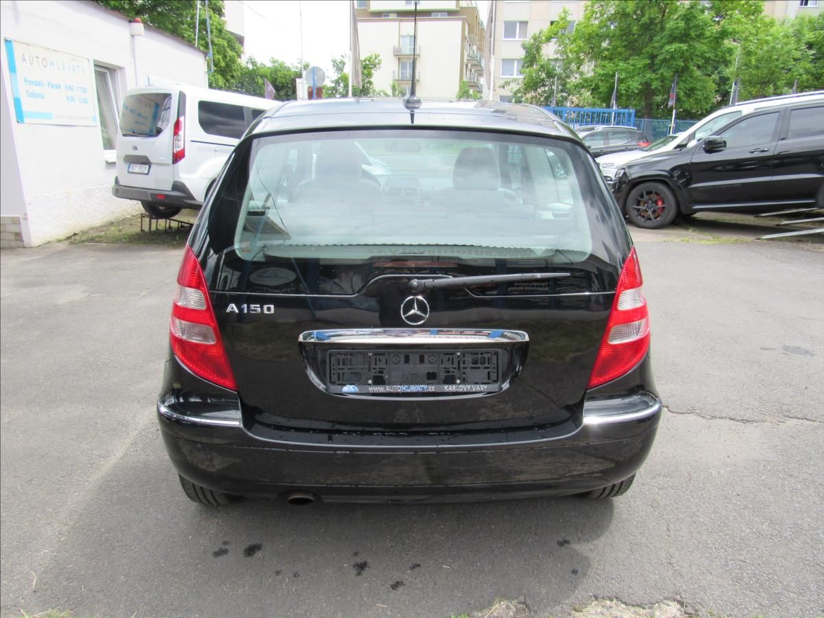 Mercedes-Benz Třídy A, 1,5 A150 Elegance 70KW - fotka 5
