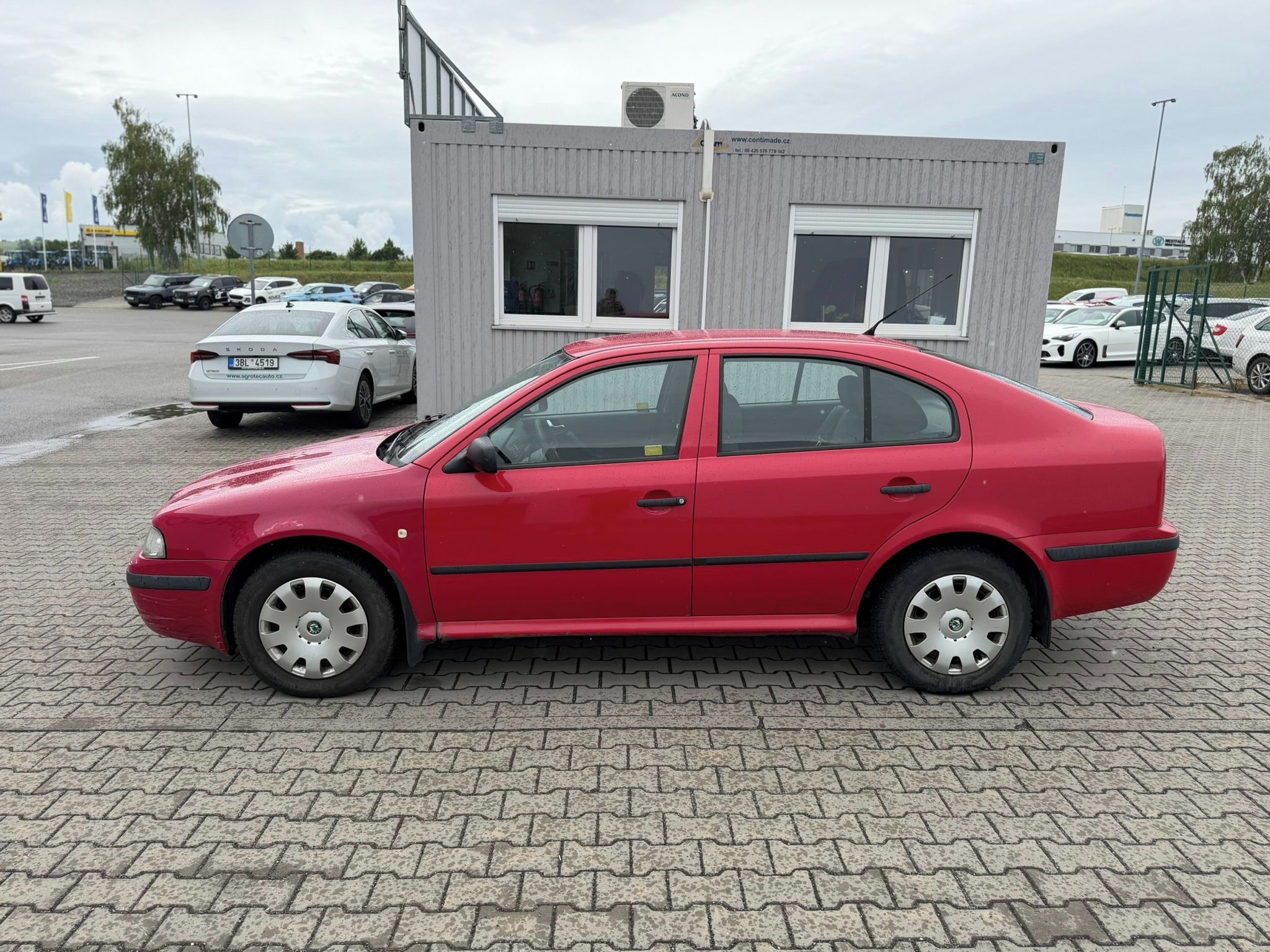 Škoda Octavia, 1.9 TDI 66 kW Tour - fotka 4
