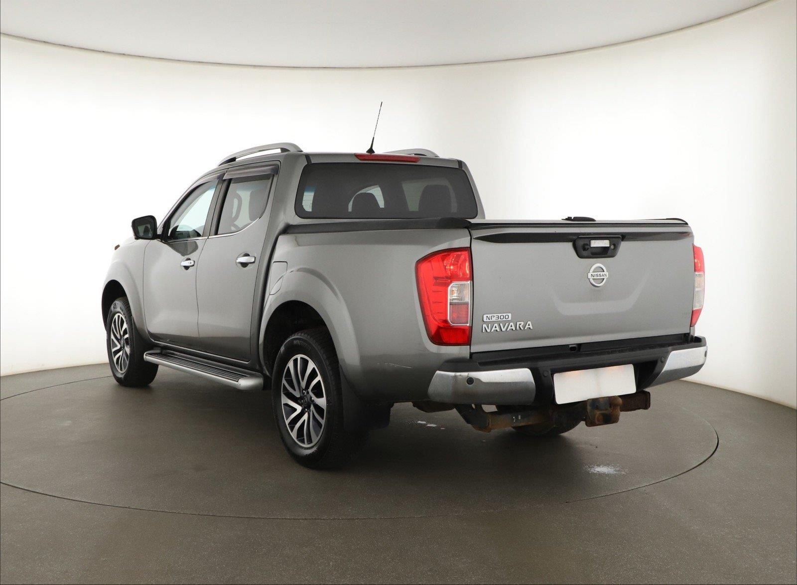 Nissan Navara, 2.3 dCi, 4X4, Automat, Navi - fotka 4