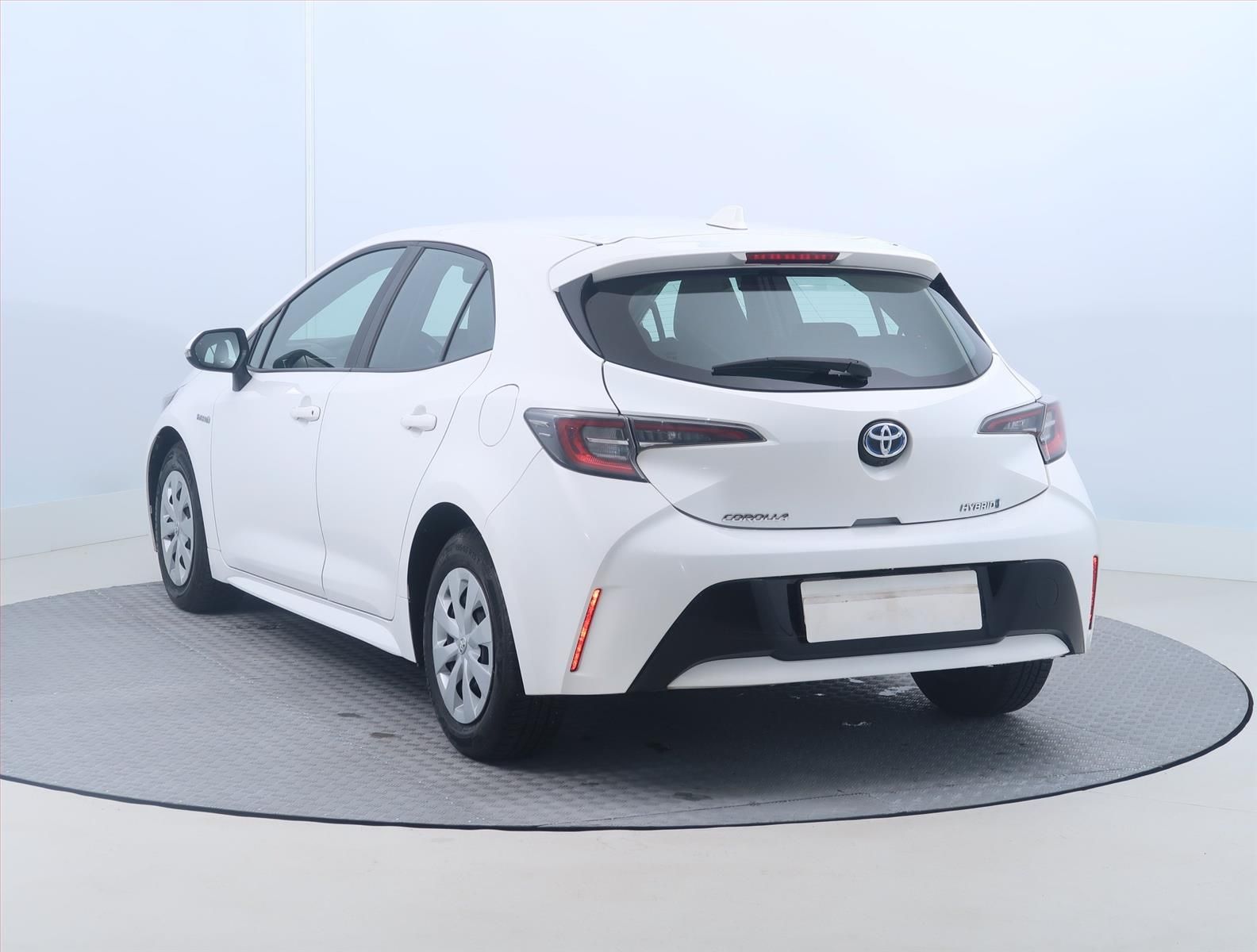 Toyota Corolla, 1.8 Hybrid, Automat - fotka 4