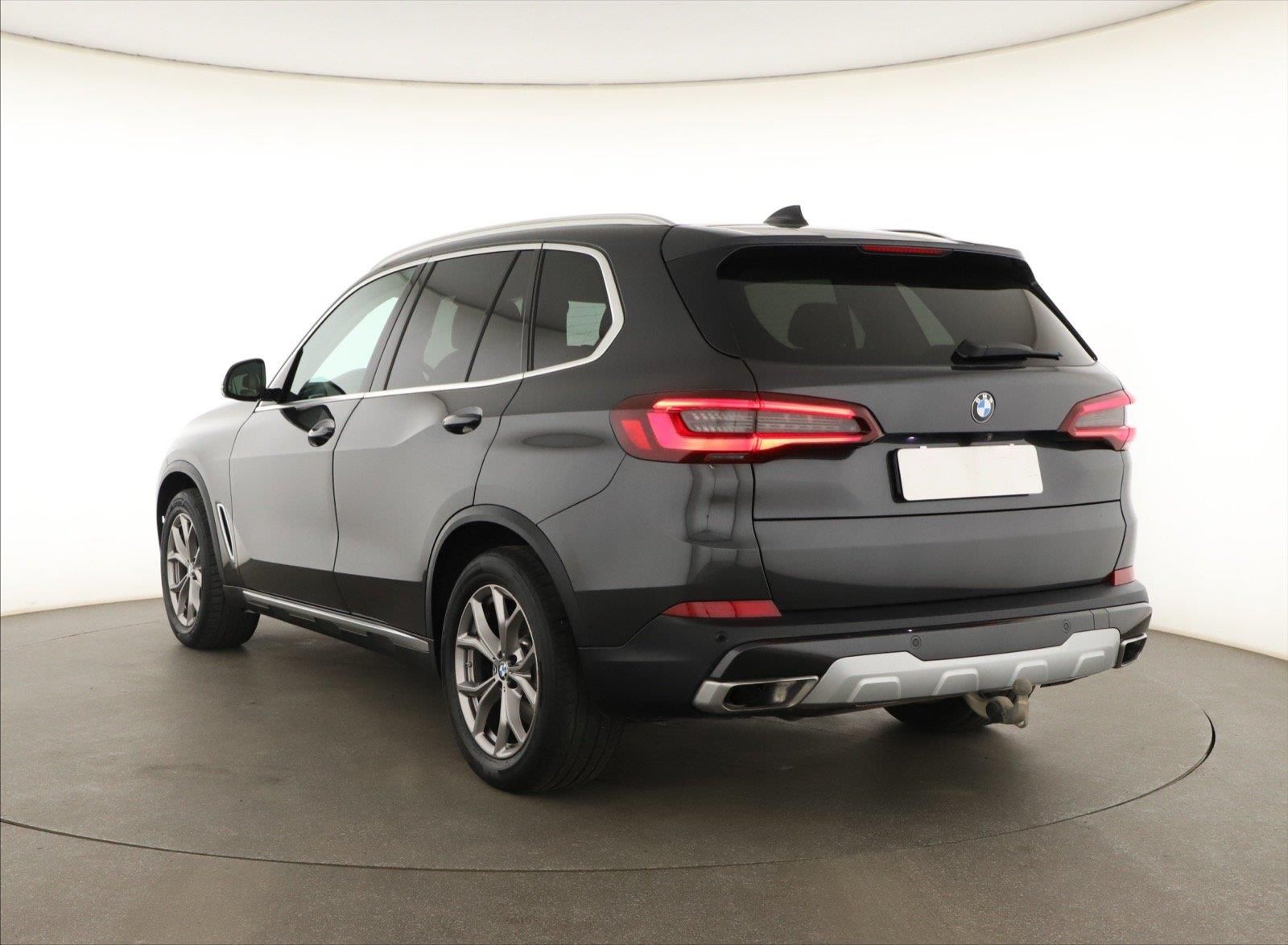 BMW X5, xDrive30d, ČR, DPH - fotka 4