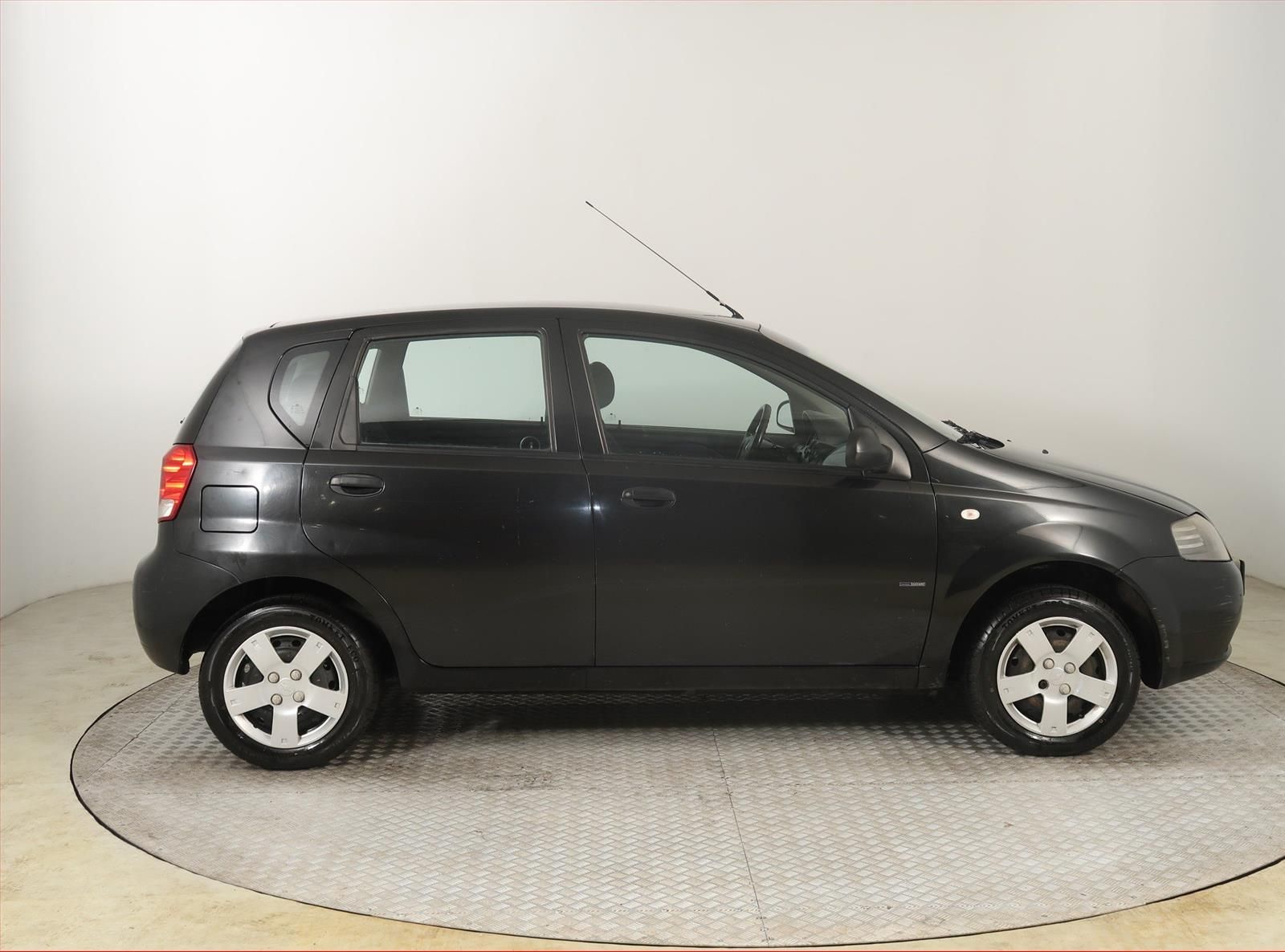 Chevrolet Aveo, 1.2 i, ČR,1.maj, po STK, Tažné - fotka 6