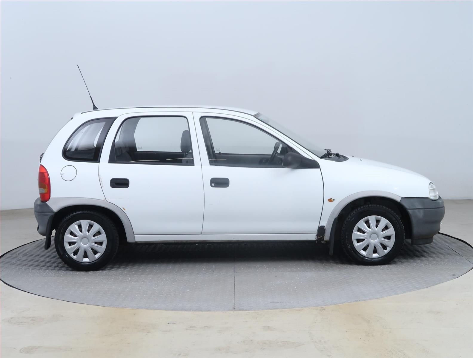 Opel Corsa, 1.2, zamluveno - fotka 6