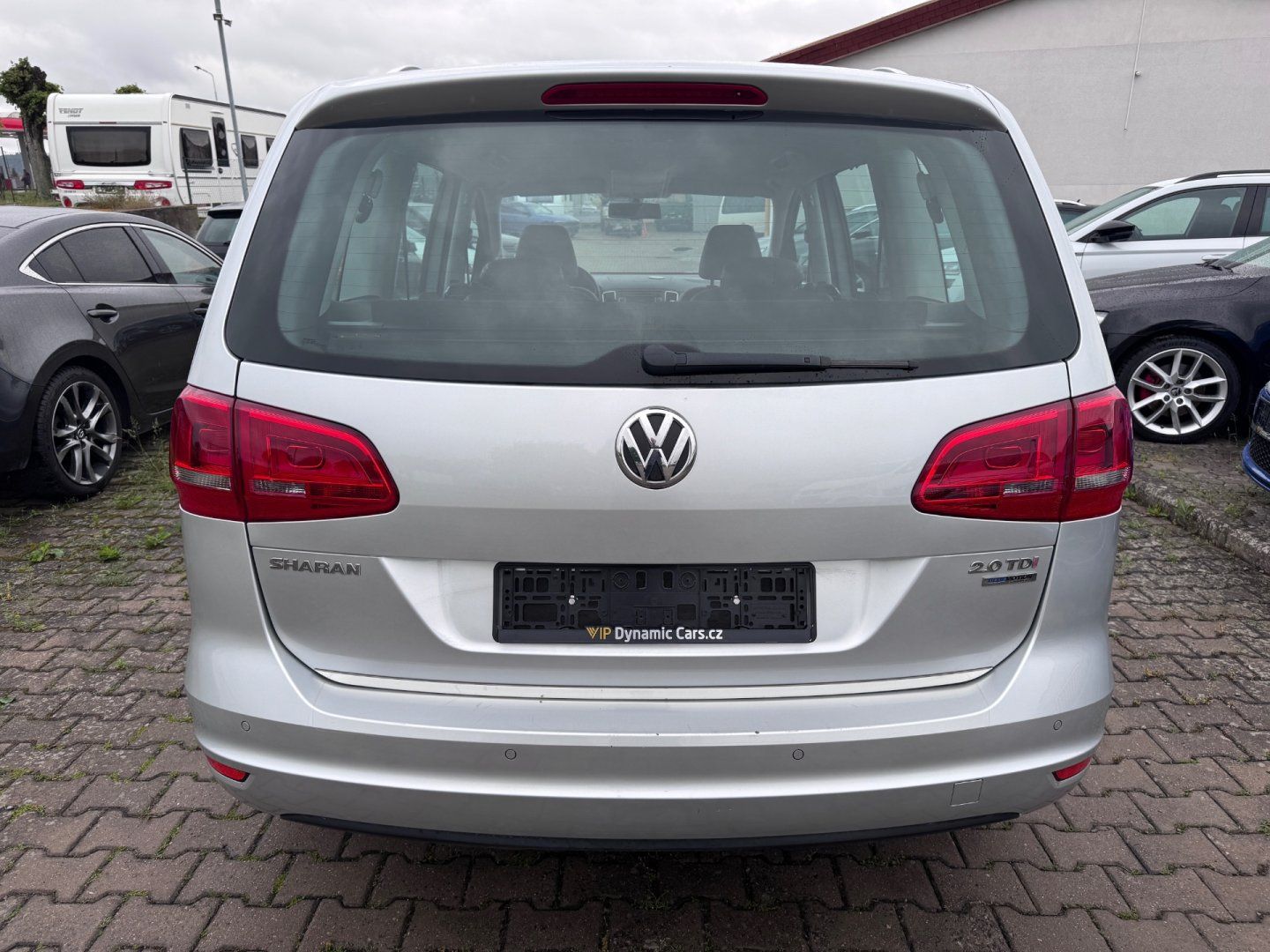 Volkswagen Sharan, 2.0 TDI Highline 125 kw 6míst - fotka 5