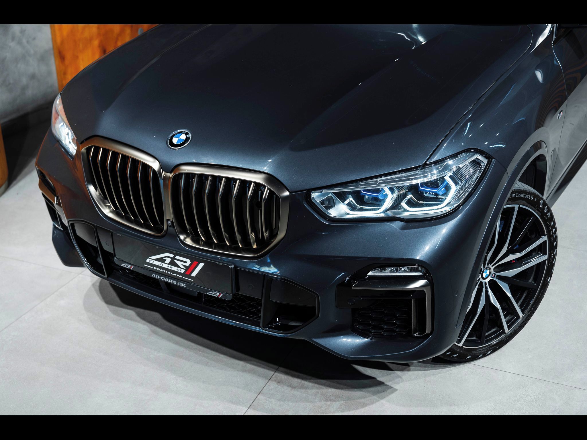 BMW X5, M50d Final edition - fotka 5