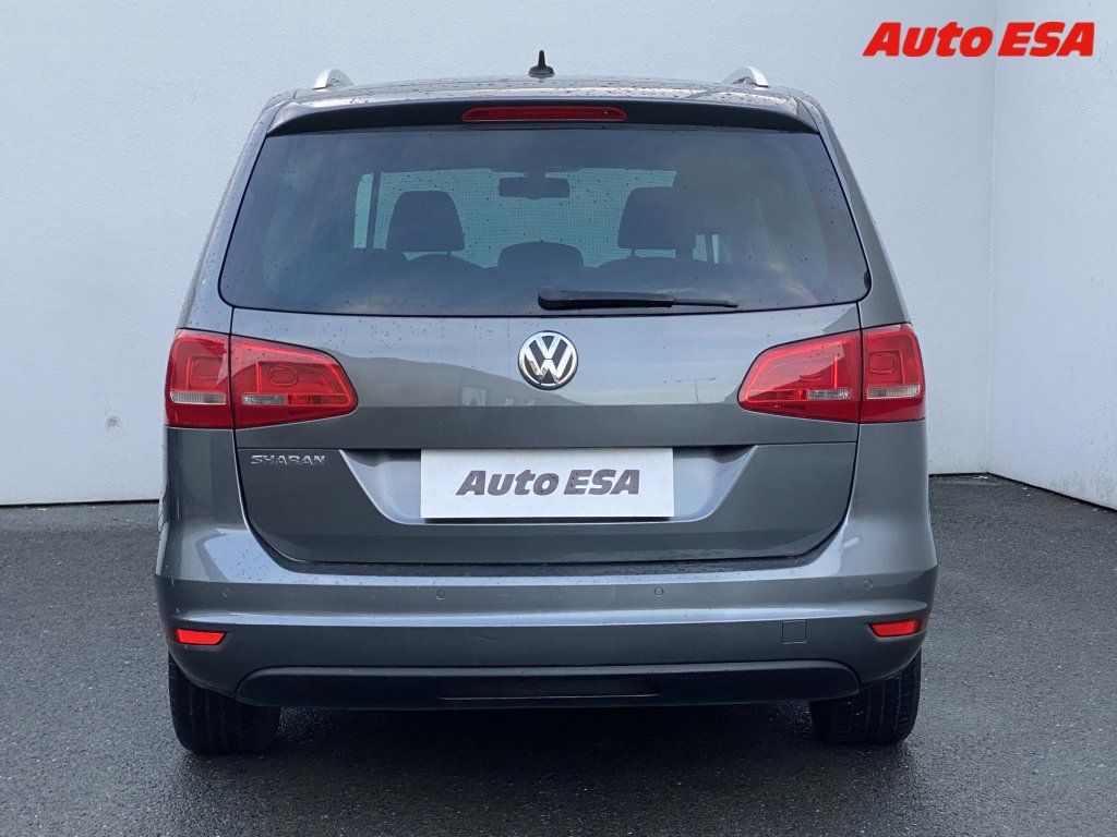 Volkswagen Sharan, 2.0 TDi,Highline,navi - fotka 5