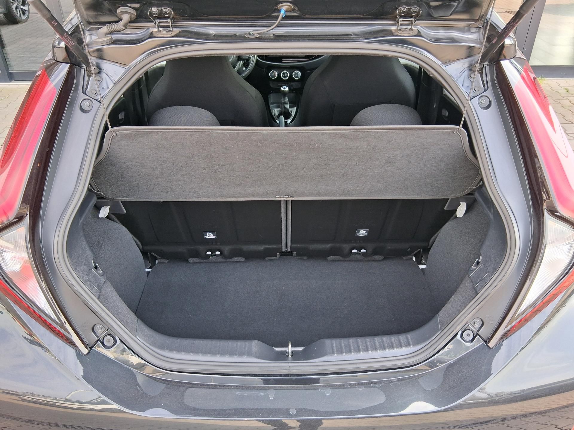 Toyota Aygo, X STYLE 1.0 VVT-i 53 kW - fotka 6