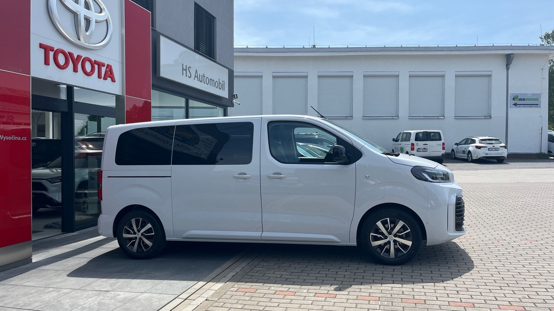 Toyota Proace Verso, Krátká L1, 2.0 nafta 144 koní - fotka 4