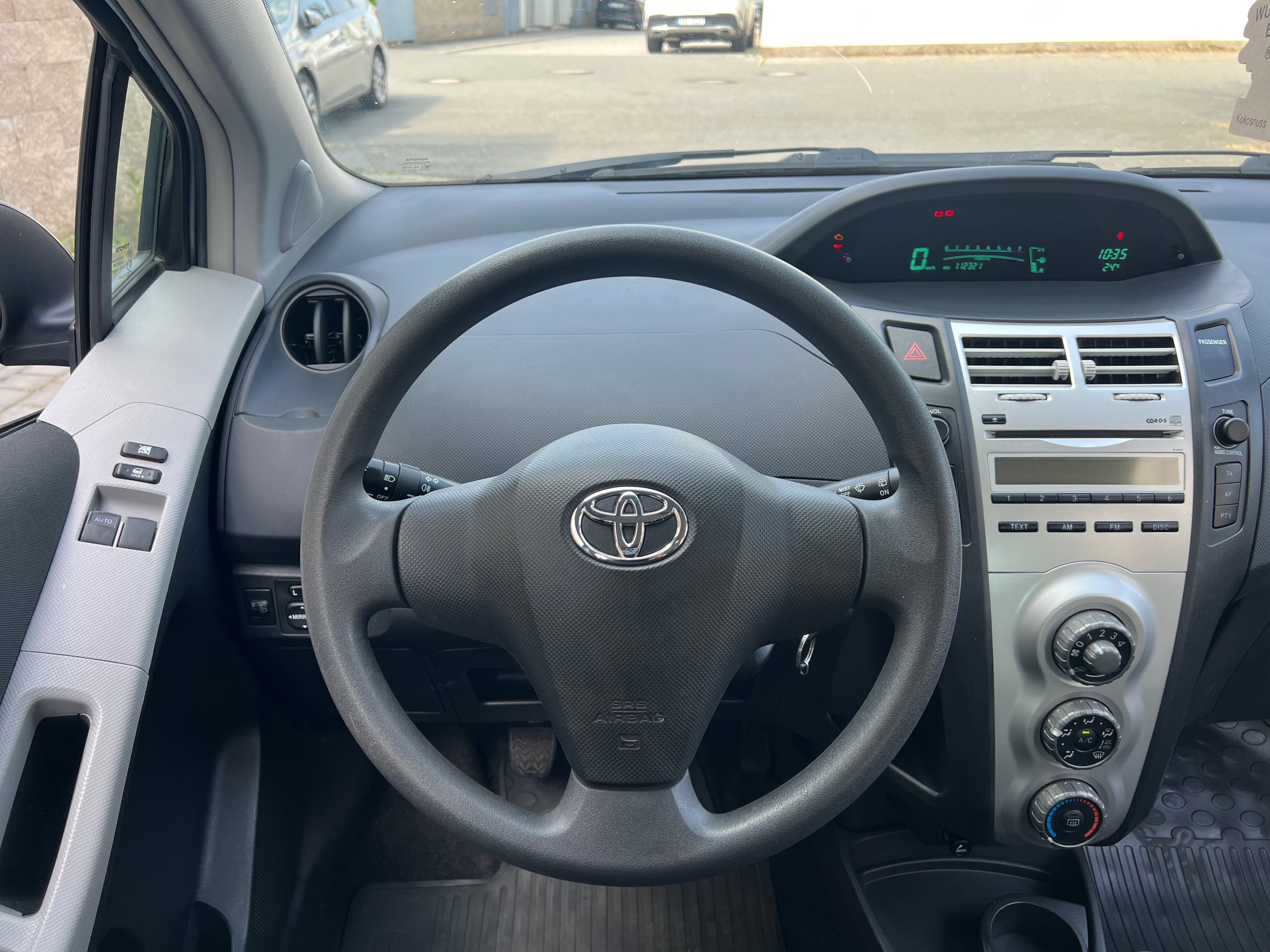 Toyota Yaris, Toyota YARIS 2008 SERVIS ČR - fotka 5