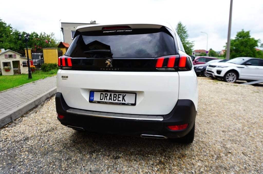 Peugeot 5008, 5008 ALLURE 1,5 HDI 96 kW - fotka 6