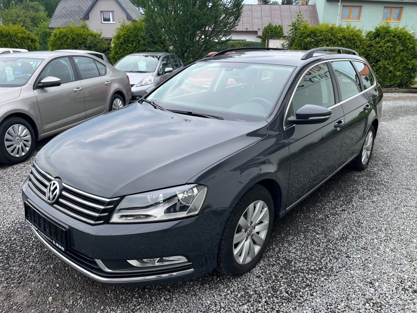 Volkswagen Passat, 2.0 TDi NAVI - fotka 4