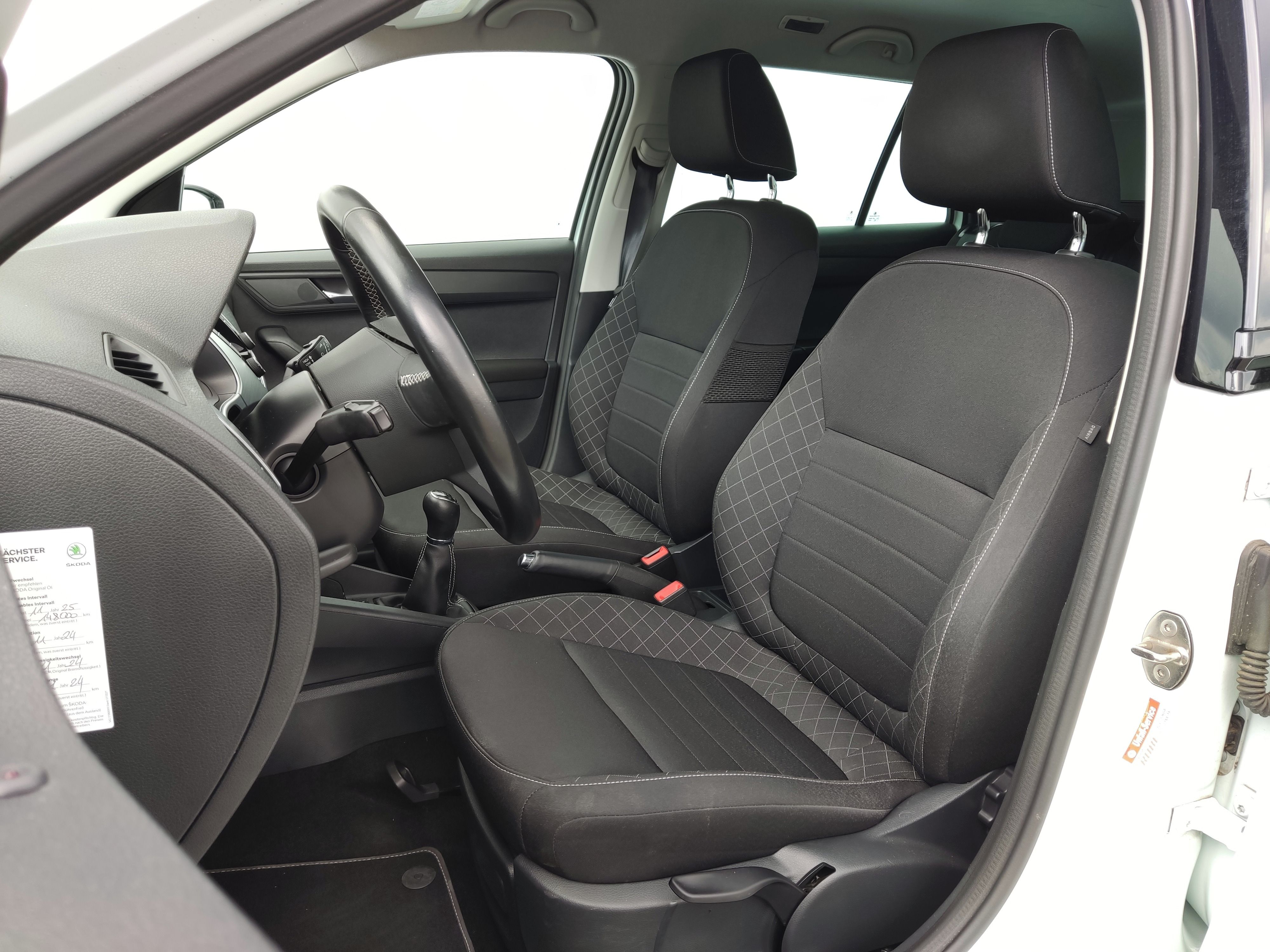Škoda Fabia, Combi 1.2 TSI 66 kW Edition - fotka 6