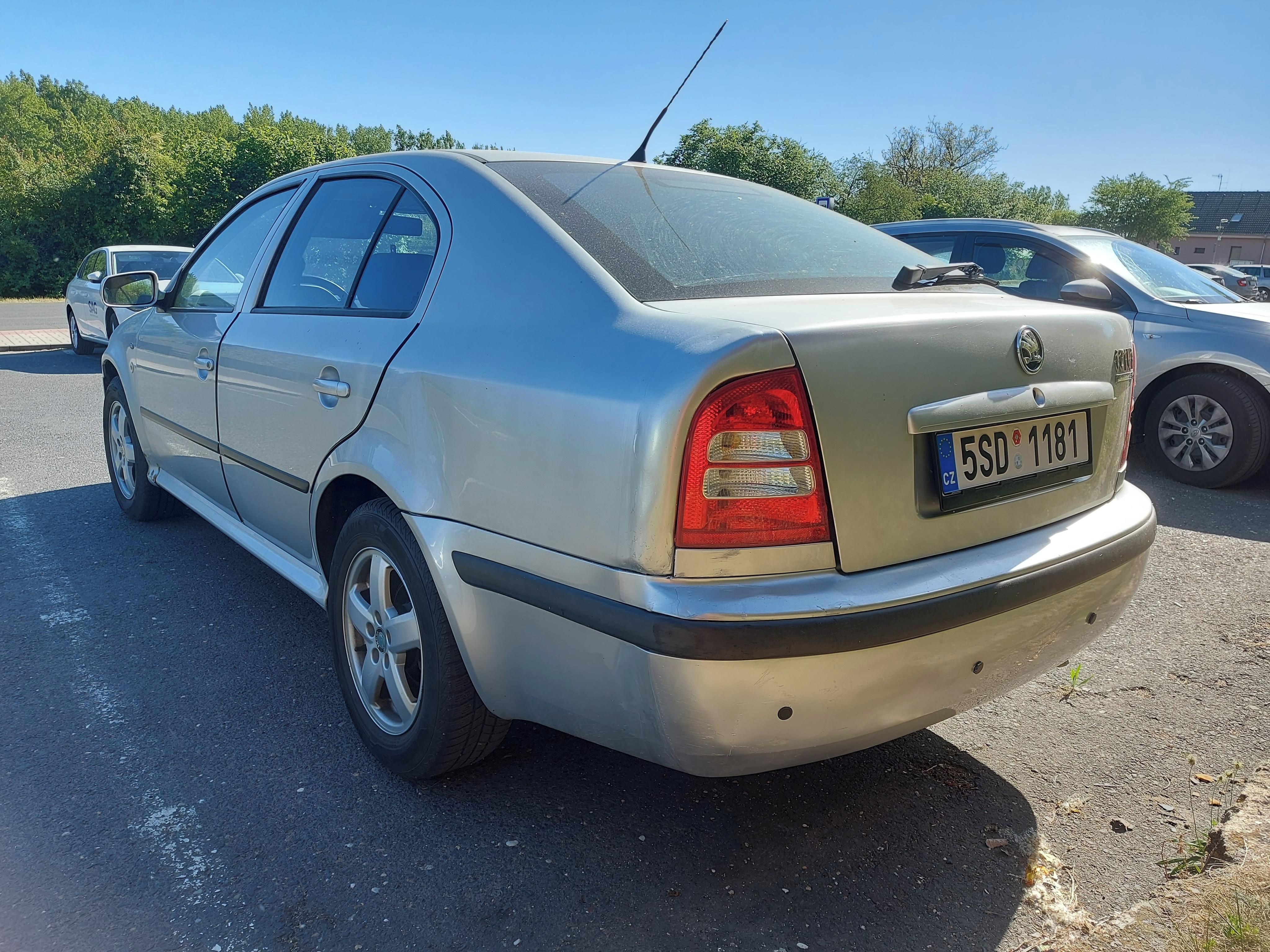 Škoda Octavia, 1.6 75kw - fotka 3