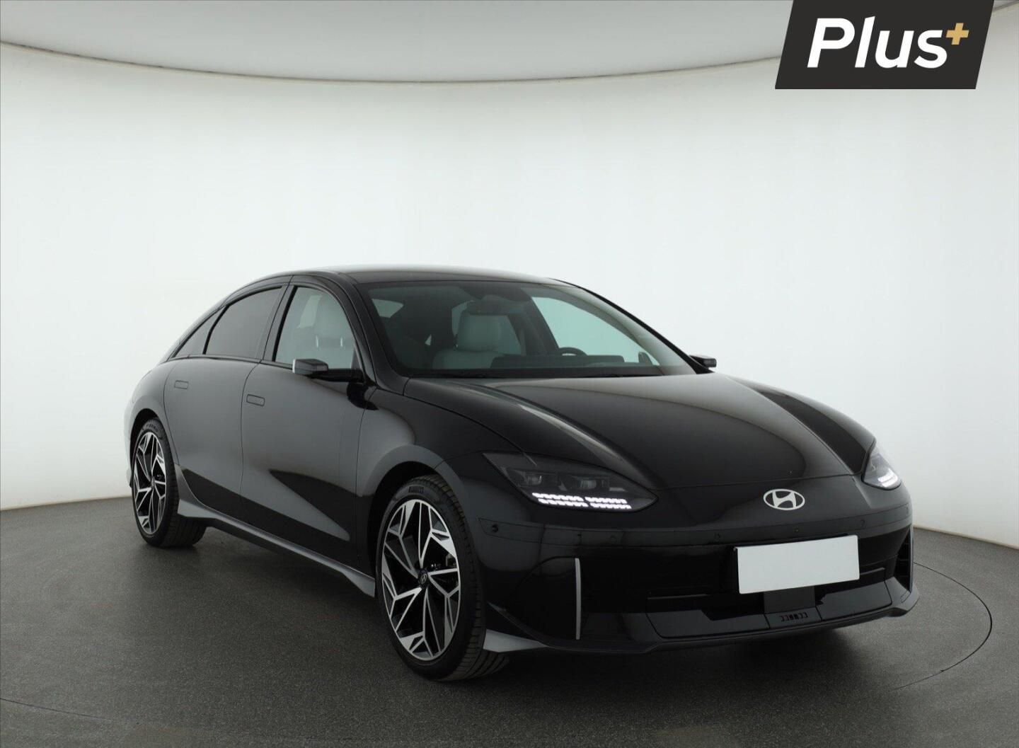 Hyundai Ioniq 6, Long Range 2WD, SoH 98%