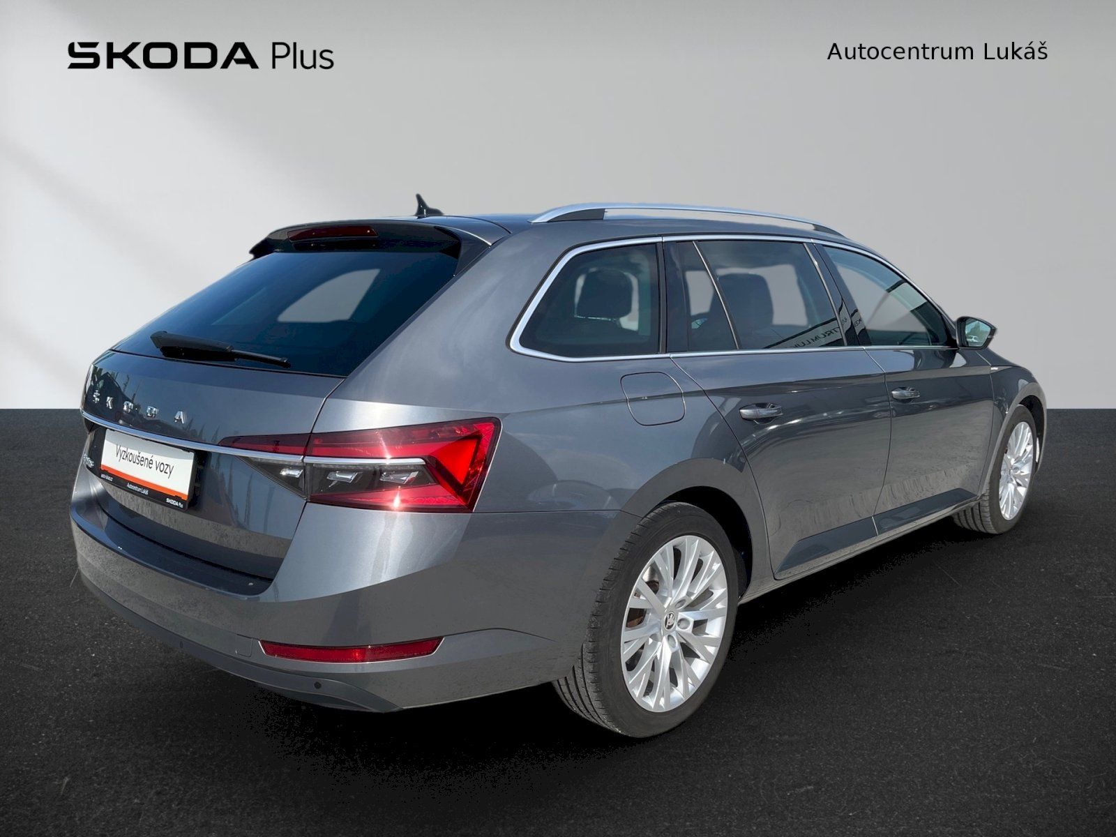 Škoda Superb, COMBI STYLE PLUS 2.0 TDI 110 k - fotka 2
