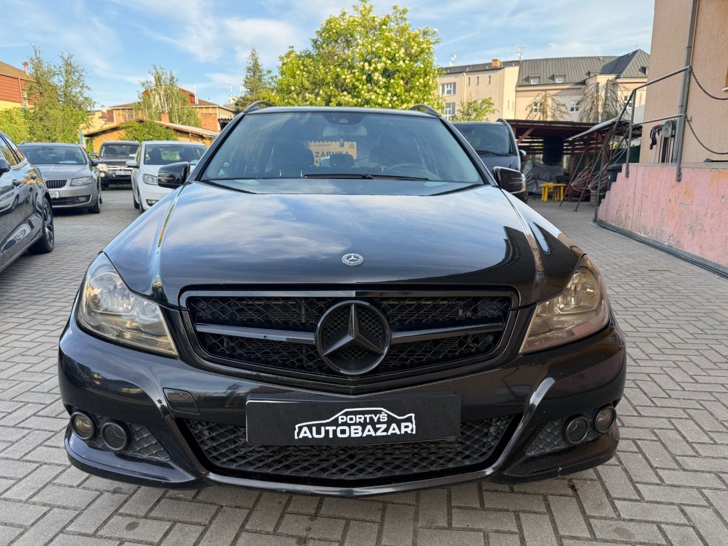 Mercedes-Benz Třídy C, 2.2 CDI - AMG Paket - Facelift - fotka 2