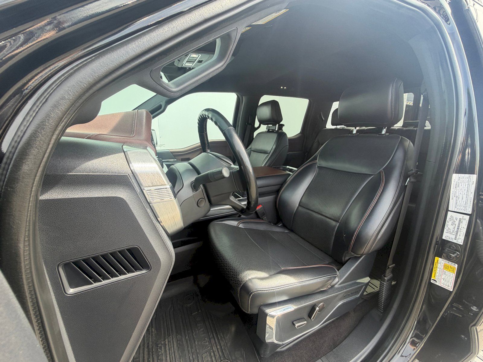 Ford F-150, Lariat 3.5L 298kW 4x4 - fotka 6