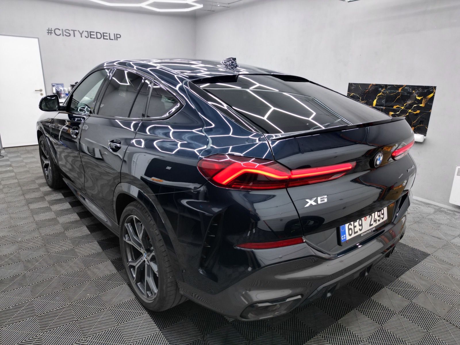 BMW X6, BMW X6, xDrive40i MAX výbava! - fotka 5