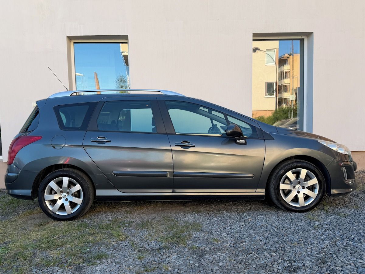Peugeot 308, 1.6 THP combi 110kW 1.maj - fotka 6