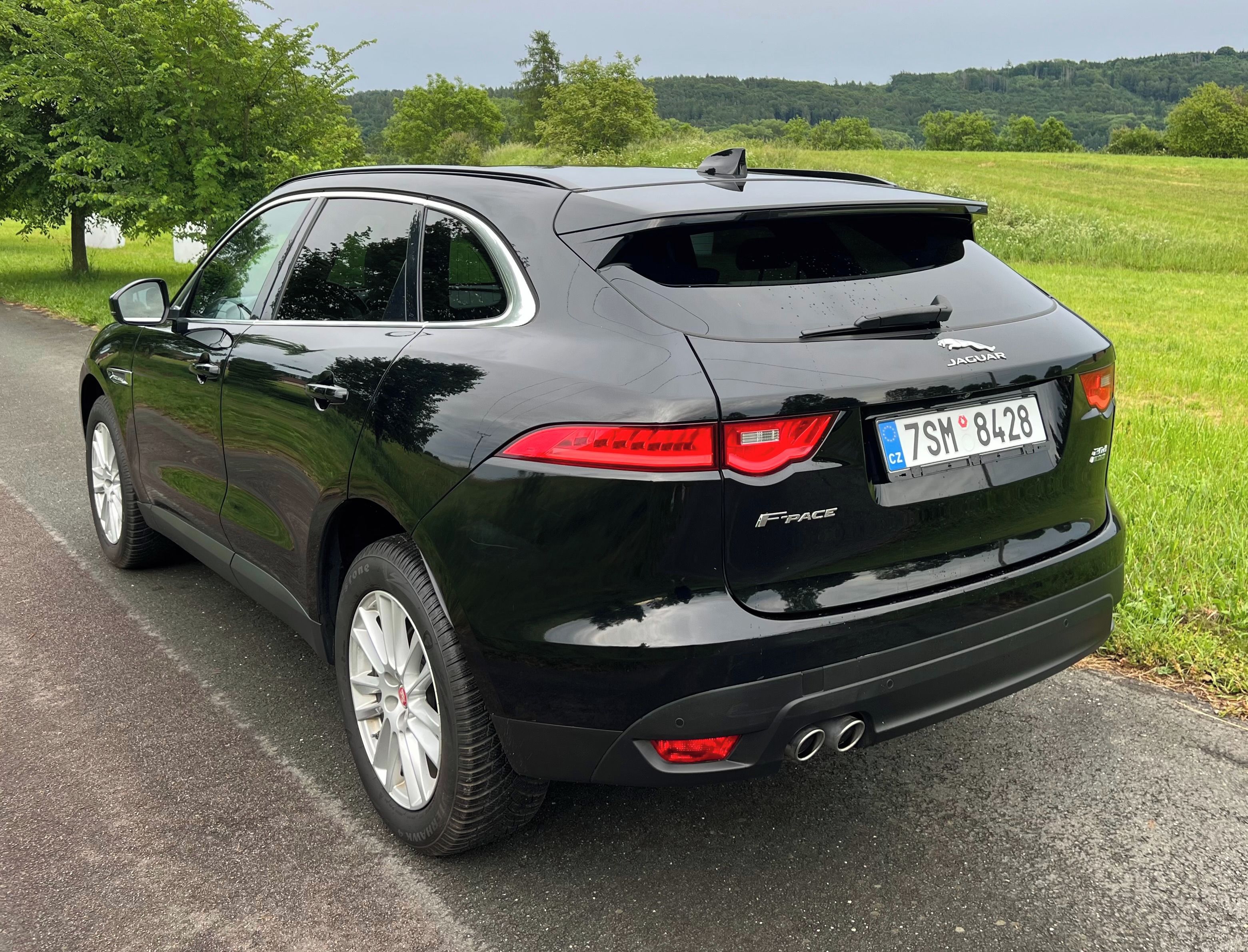 Jaguar F-Pace, 2.0D 2018 132 kW servis JAGUAR - fotka 3