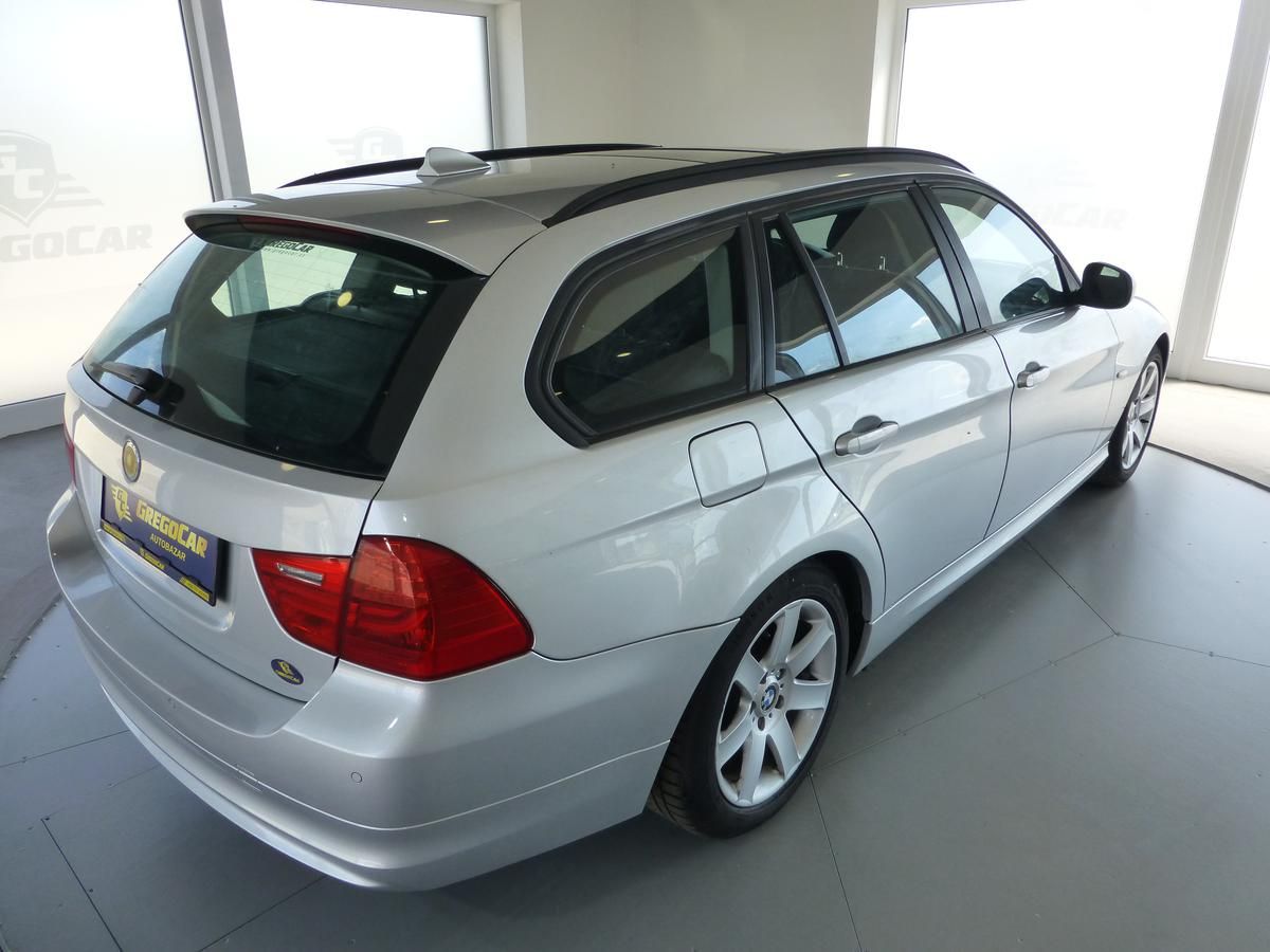 BMW Řada 3, 320D*120KW*XENON*NAV**VYHŘ.SED - fotka 5