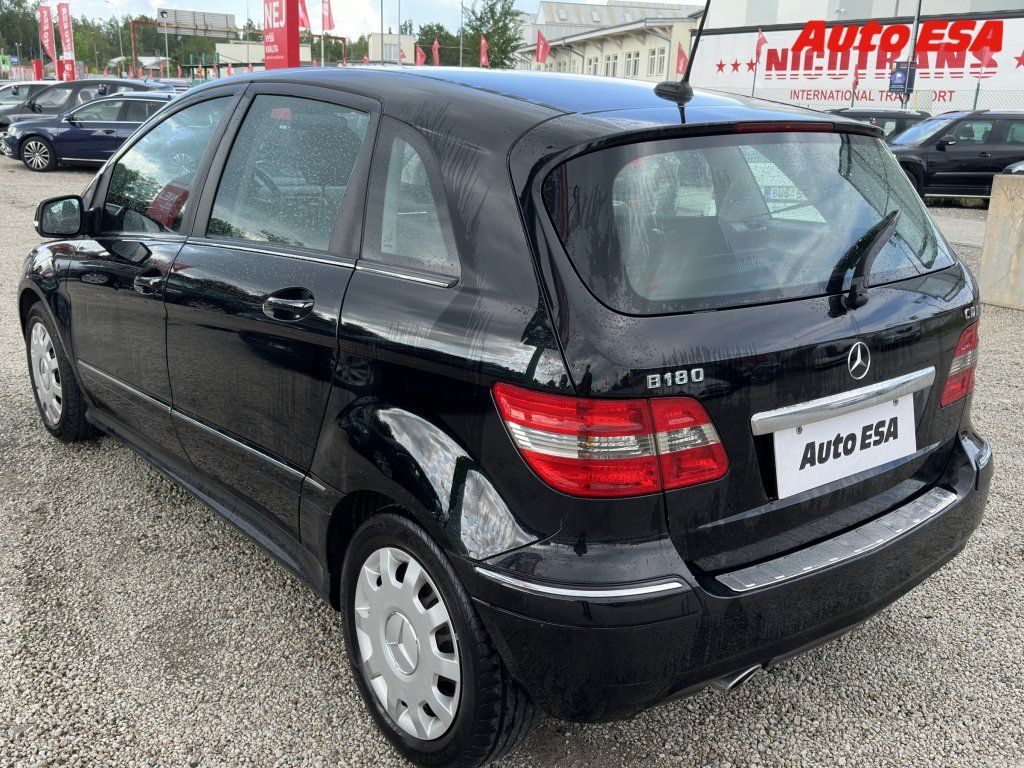 Mercedes-Benz Třídy B, 2.0d - fotka 4