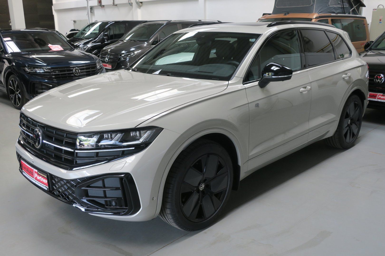 Volkswagen Touareg, NEW Final Edition R Line 210kW