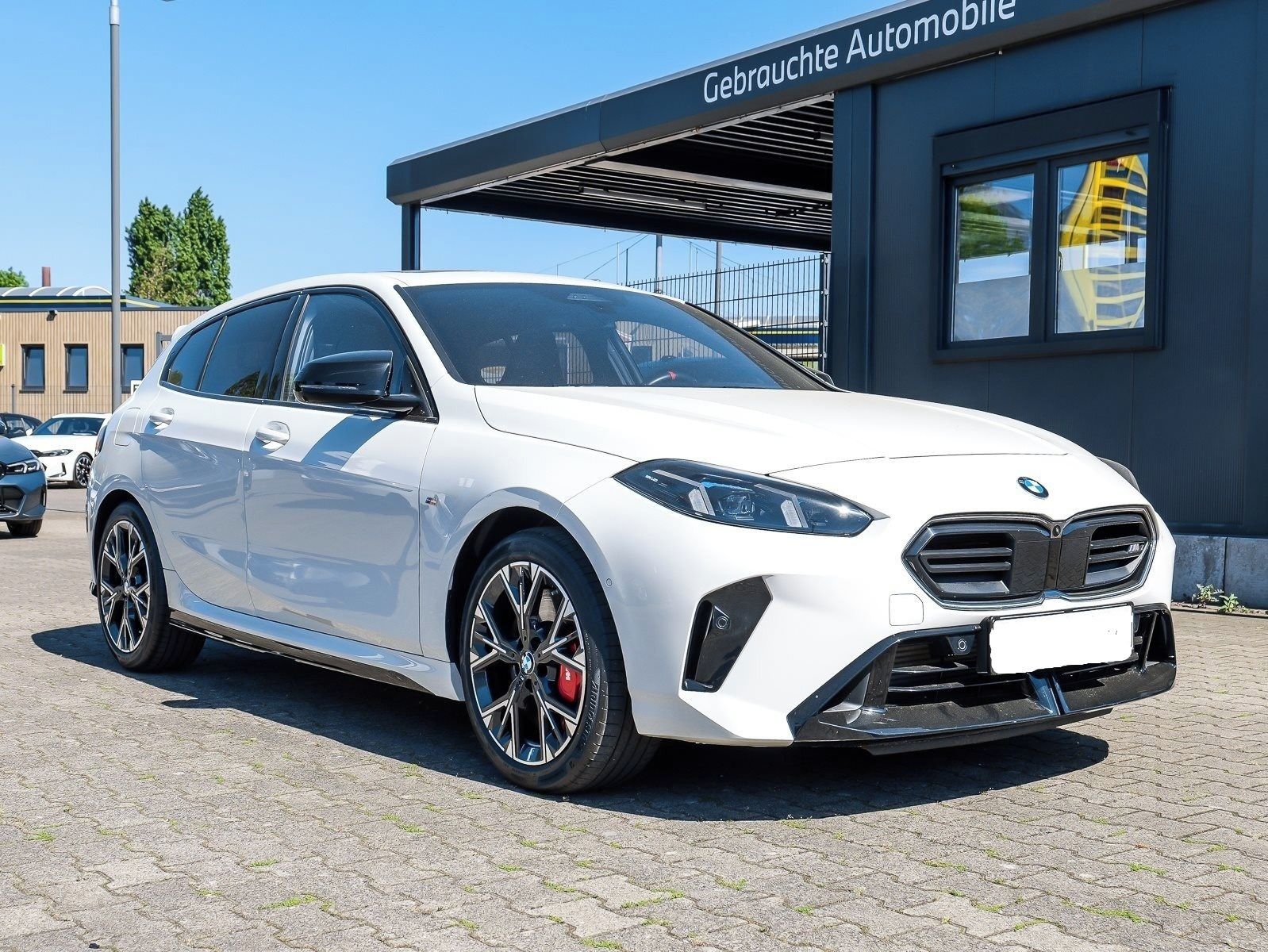 BMW Řada 1, M135 xDrive M Sport Pro Pano H - fotka 3