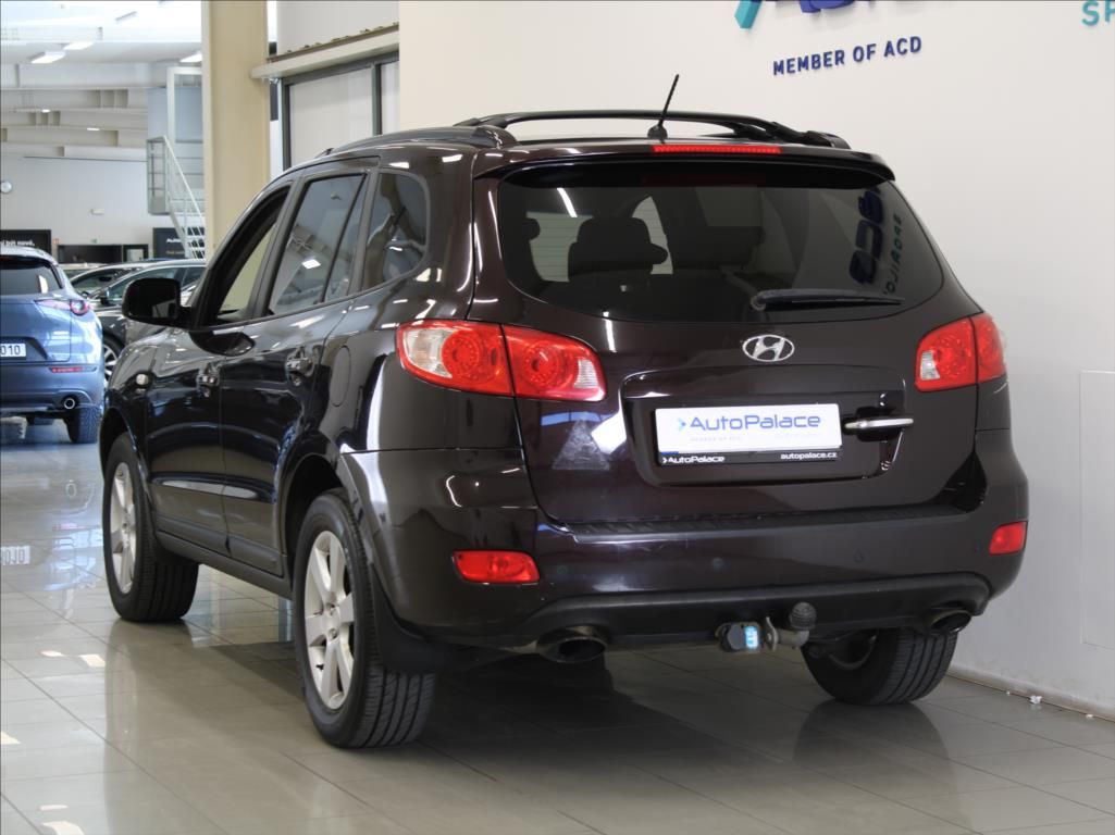 Hyundai Santa Fe, 2,2 CRDi Manuál AWD 1.maj.ČR - fotka 3