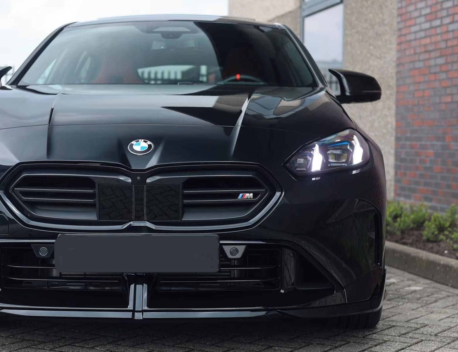 BMW Řada 1, M135 i xDrive | M Performance - fotka 5