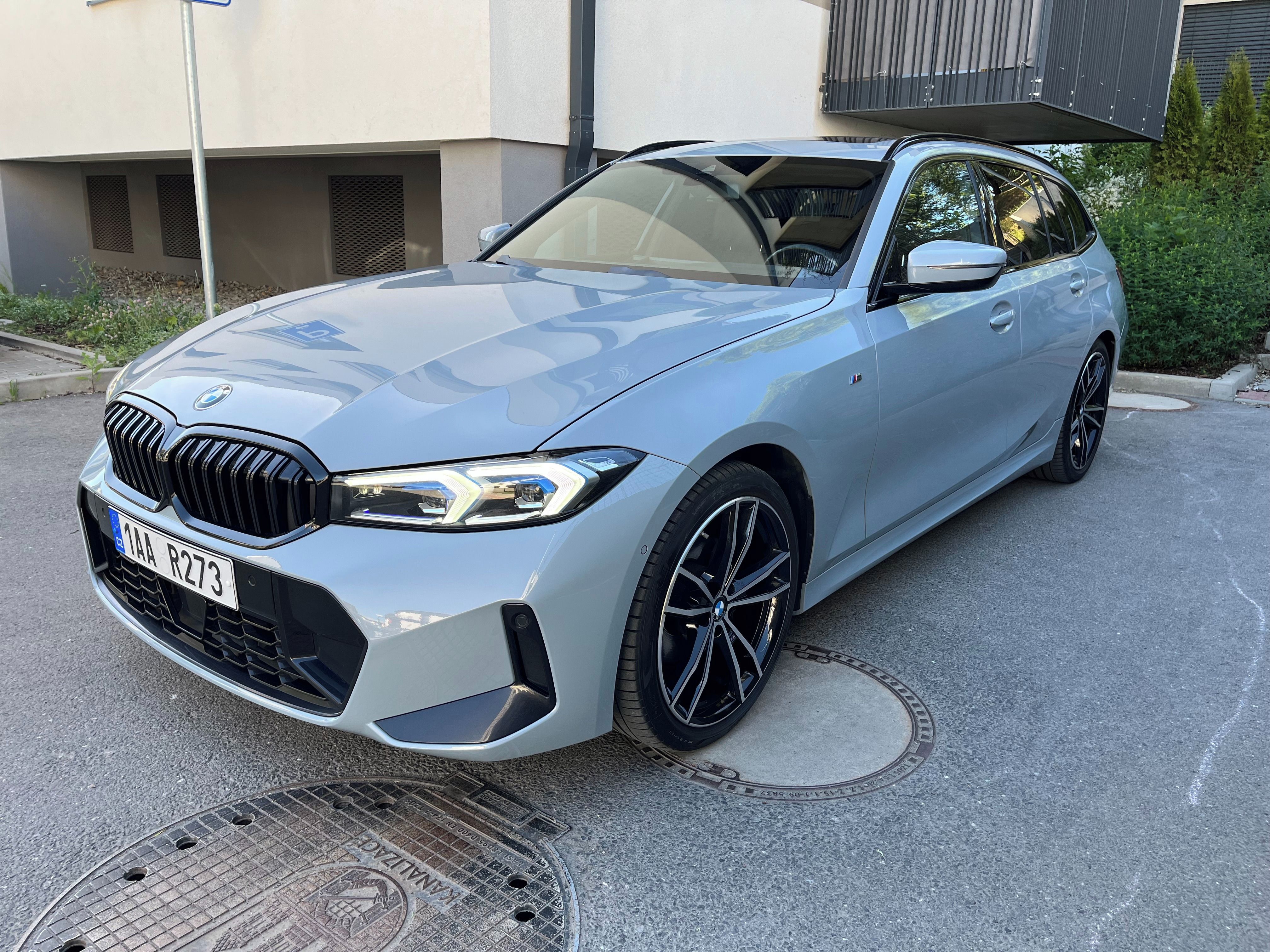 BMW Řada 3, xDrive, M-Sport, H&K, Carbon - fotka 3