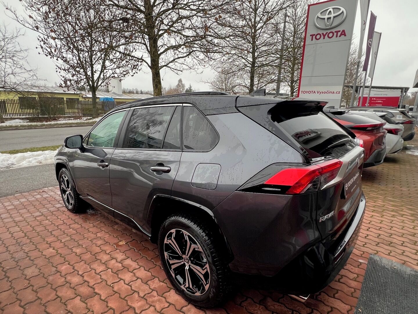 Toyota Rav4, 2.5 Plug-in hybrid Executive - fotka 6