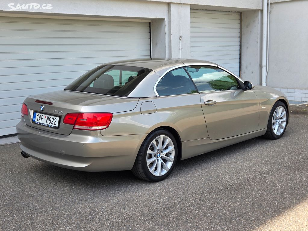BMW 330 2009 z Czech