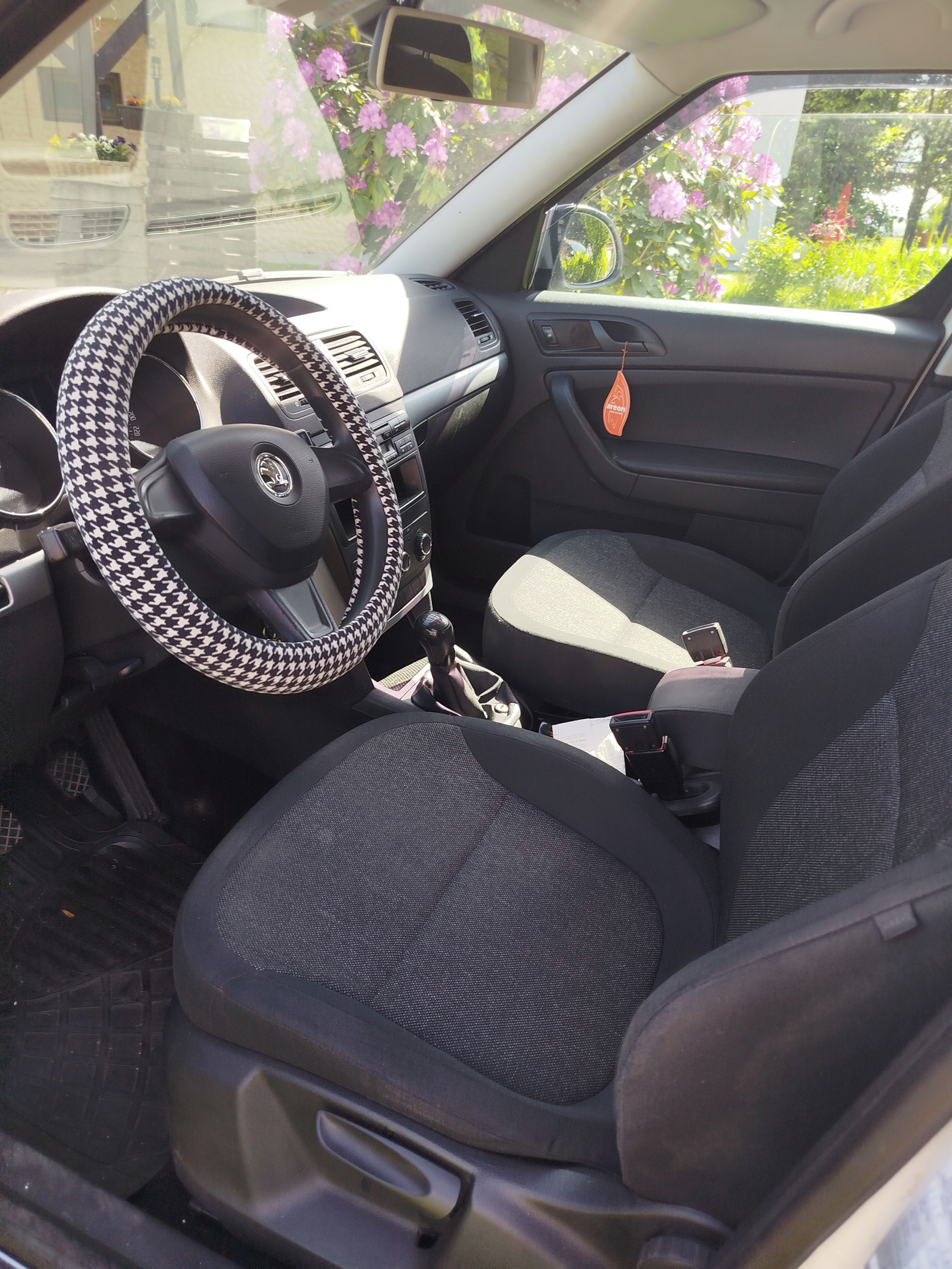 Škoda Yeti, 1.2 tsi - fotka 4