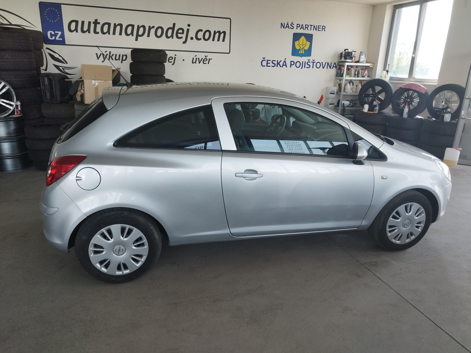 Opel Corsa, 1,4I,66KW,KLIMA,SERVISKA - fotka 4
