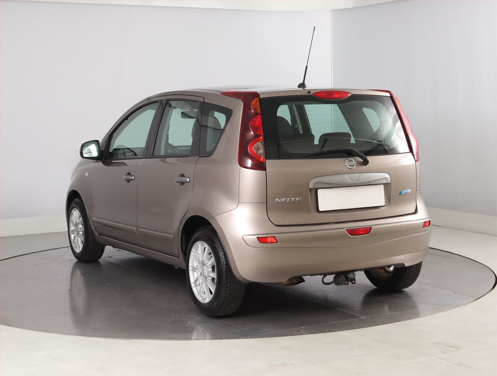 Nissan Note, 1.5 dCi, Serv.kniha, po STK - fotka 4