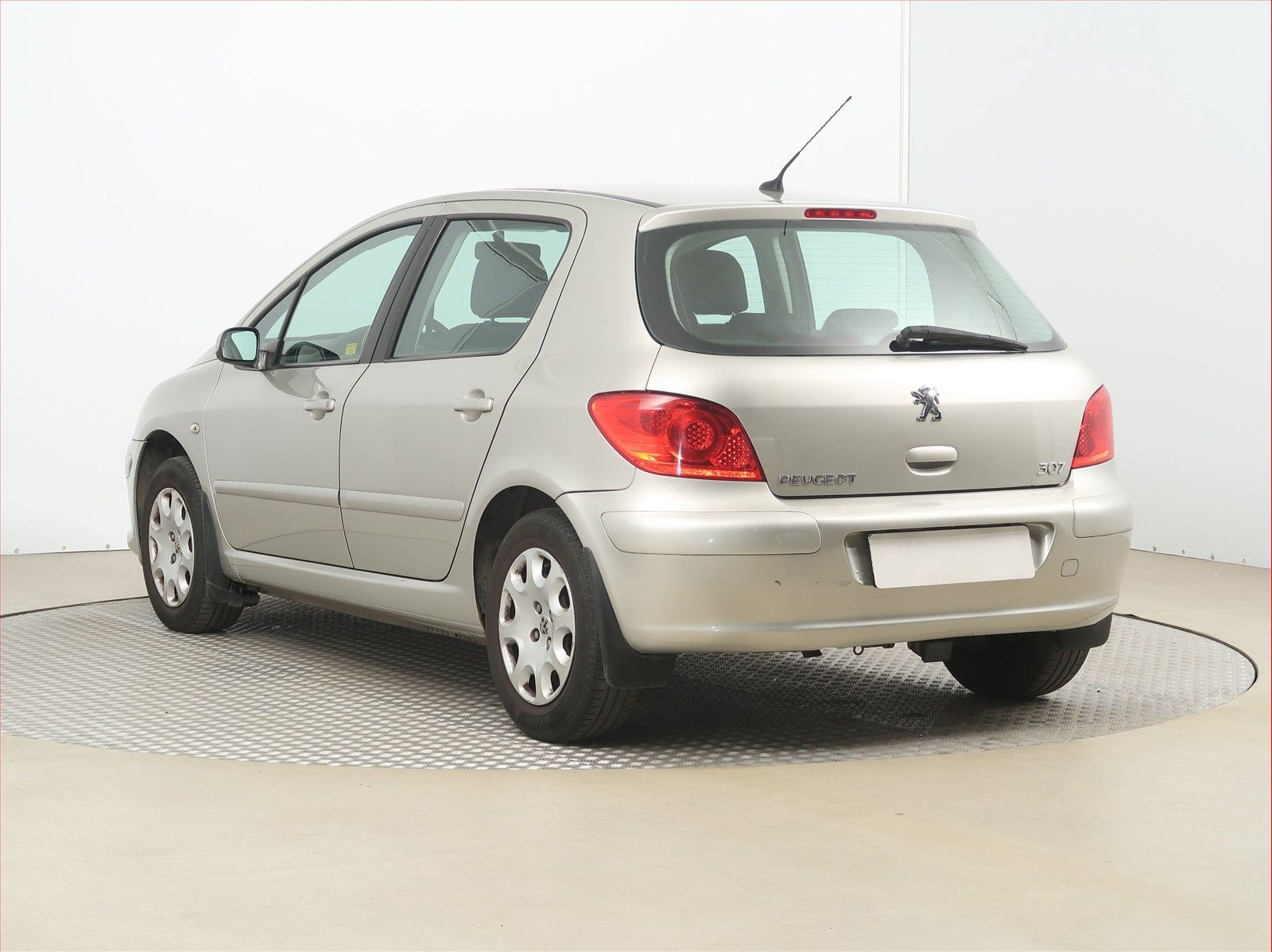 Peugeot 307, 1.4 16V, po STK, Tažné - fotka 4