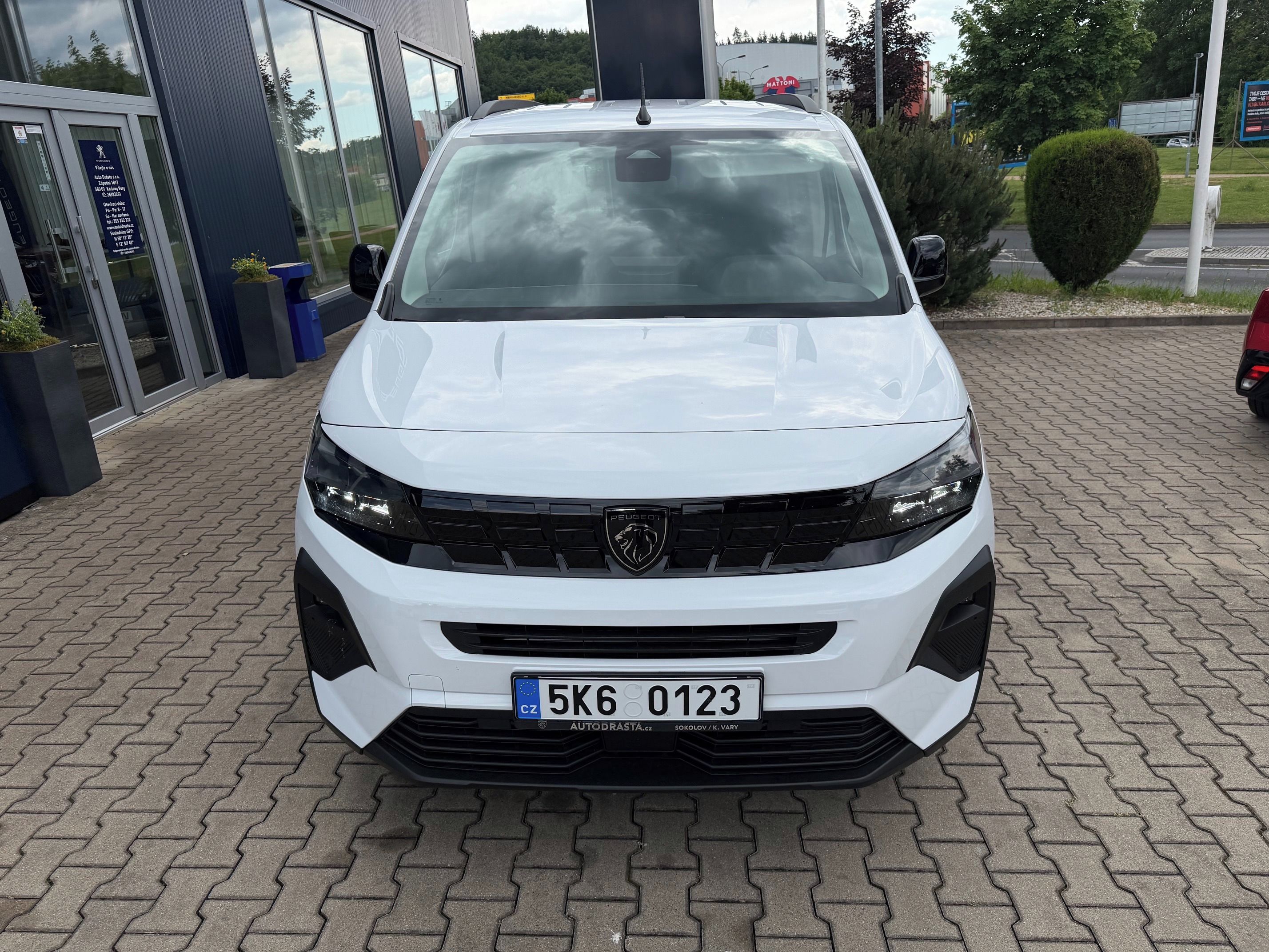 Peugeot Rifter, ALLURE PureTech 110k MAN6 - fotka 2