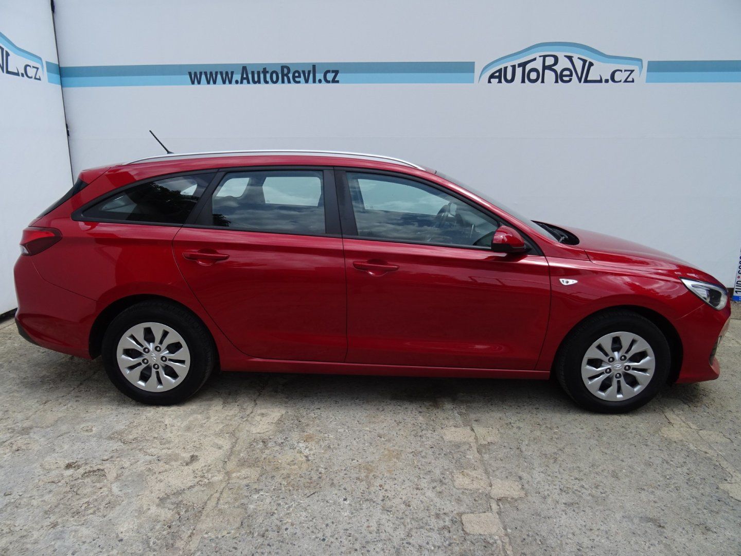 Hyundai i30, 1.4i,73kW,1majČR,S.kni,klima - fotka 5