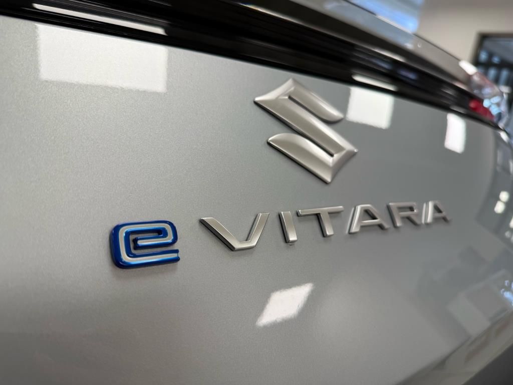Suzuki Vitara, eVITARA 61kWh 4x4 ELE. 12/26 - fotka 5