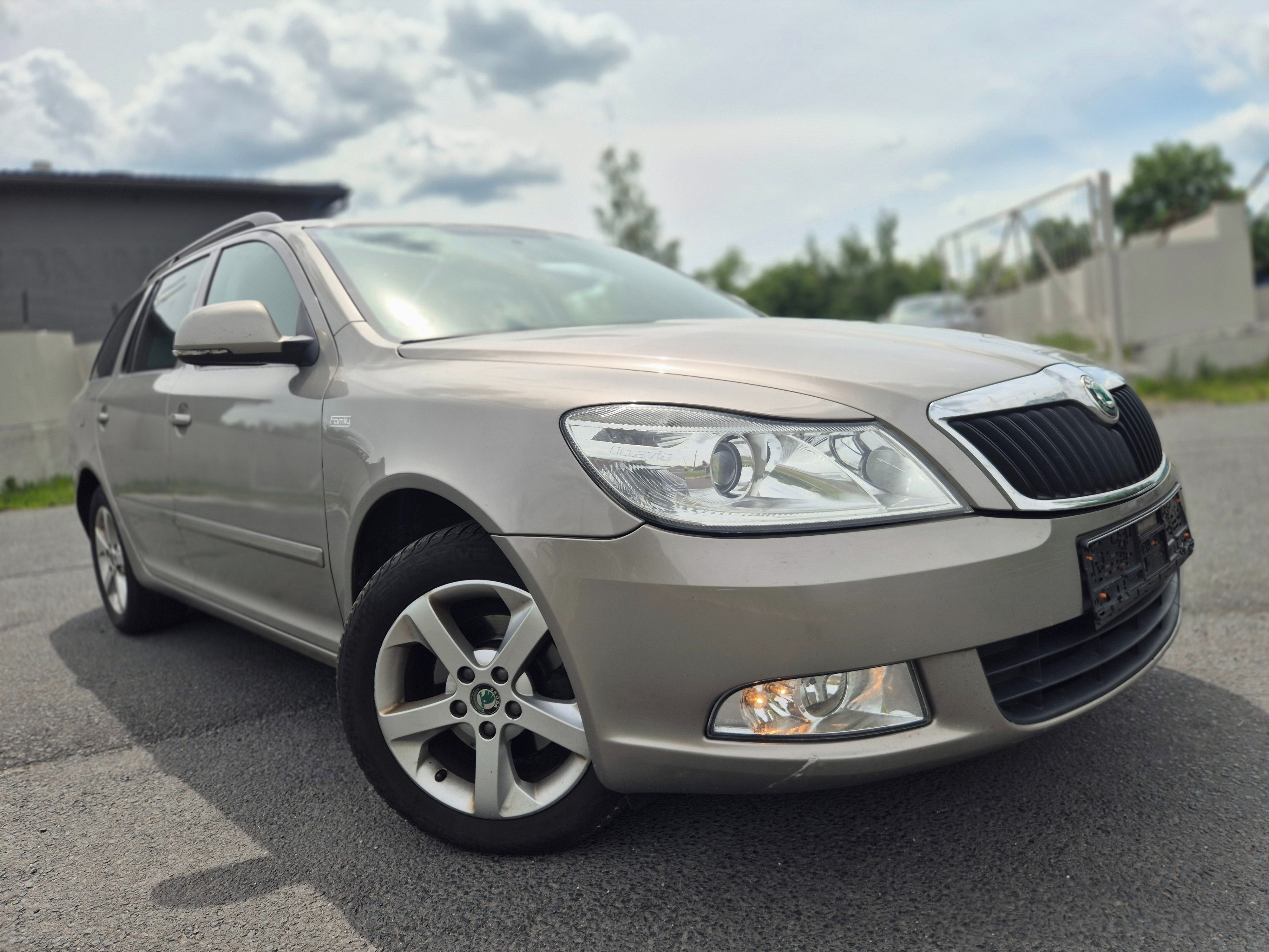 Škoda Octavia, 1 maj.plný servis ZÁRUKA 1 ROK - fotka 2