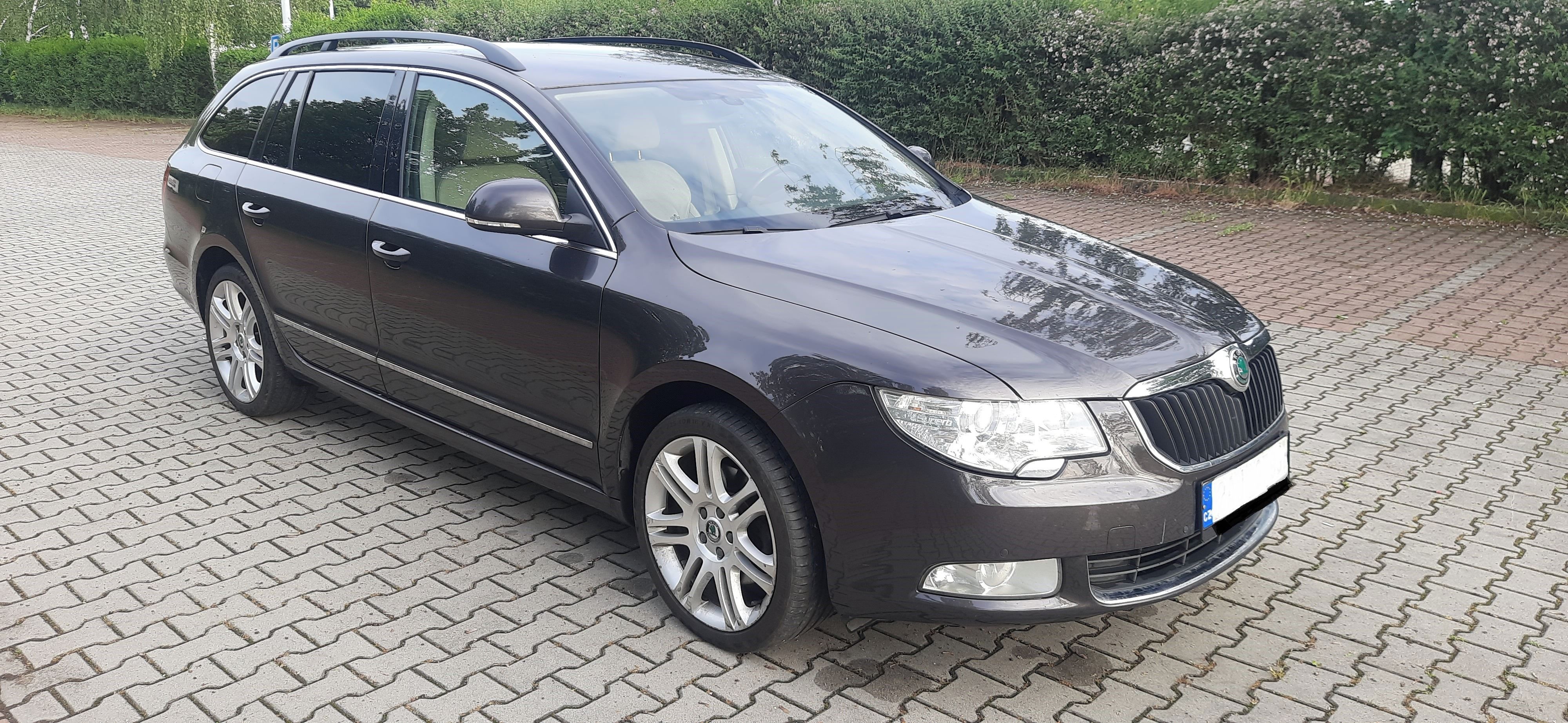 Škoda Superb, Škoda Superb combi, DSG,125KW - fotka 6