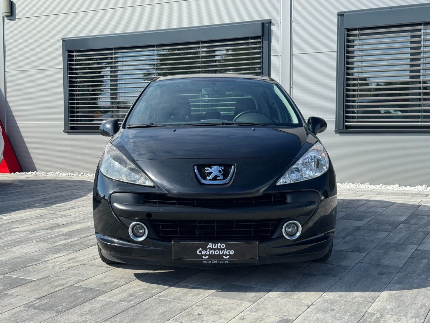Peugeot 207, Active 1.4i 65kW - fotka 2