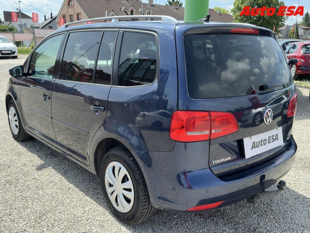 Volkswagen Touran, 1.6 TDi DSG - fotka 6